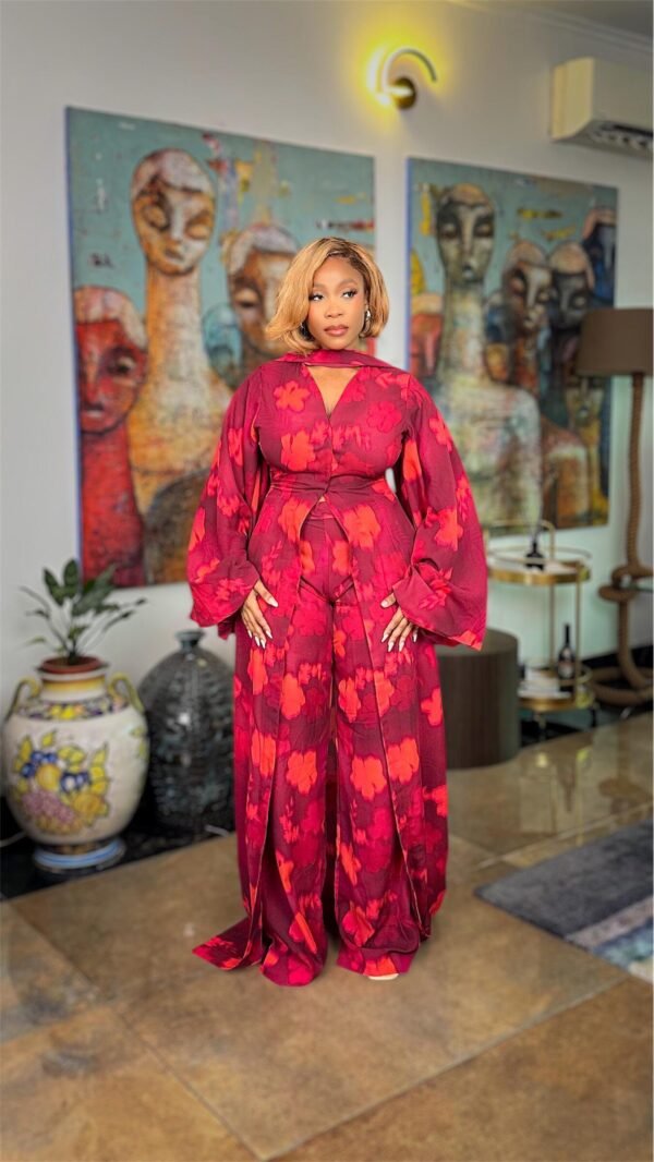 Hafsat Pant Set In Red